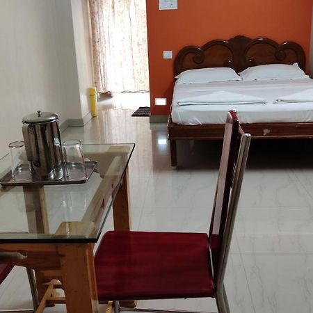 Sibi Lodge Coimbatore Bagian luar foto