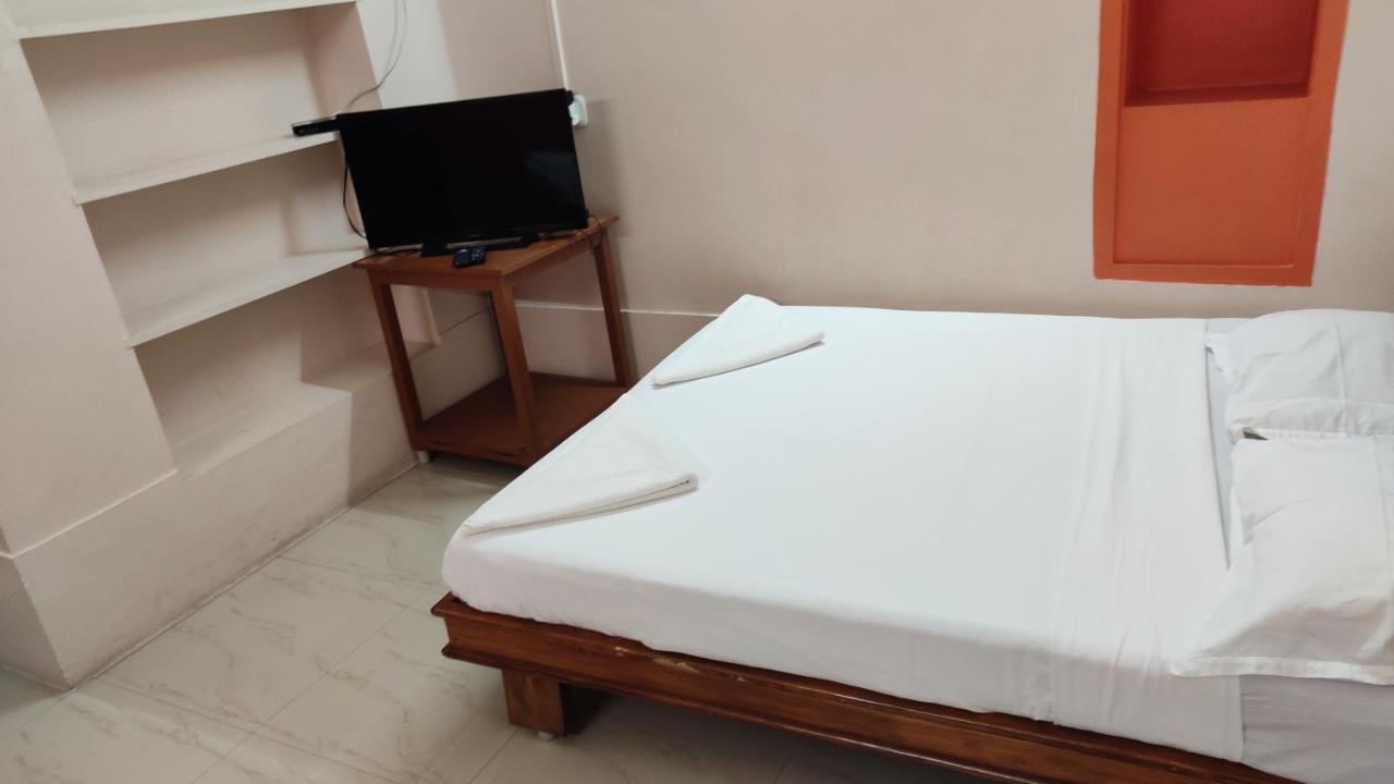 Sibi Lodge Coimbatore Bagian luar foto