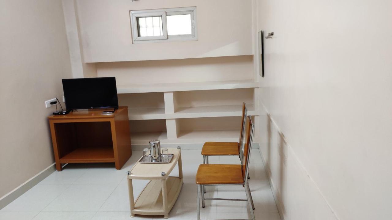 Sibi Lodge Coimbatore Bagian luar foto