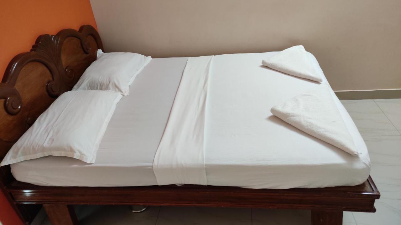 Sibi Lodge Coimbatore Bagian luar foto