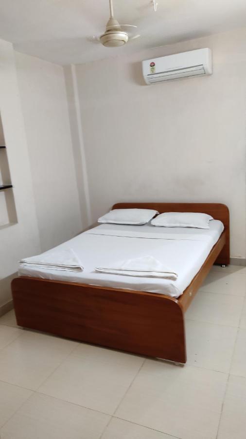Sibi Lodge Coimbatore Bagian luar foto