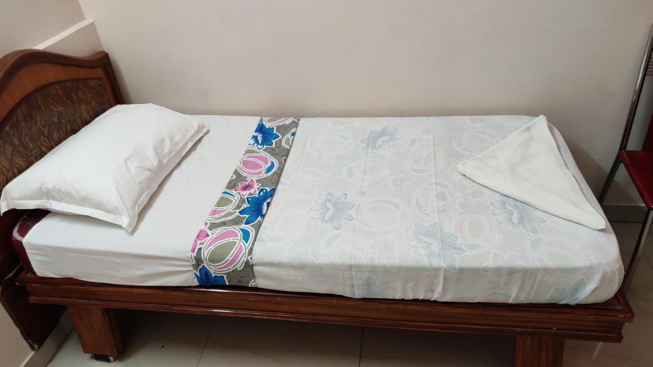 Sibi Lodge Coimbatore Bagian luar foto
