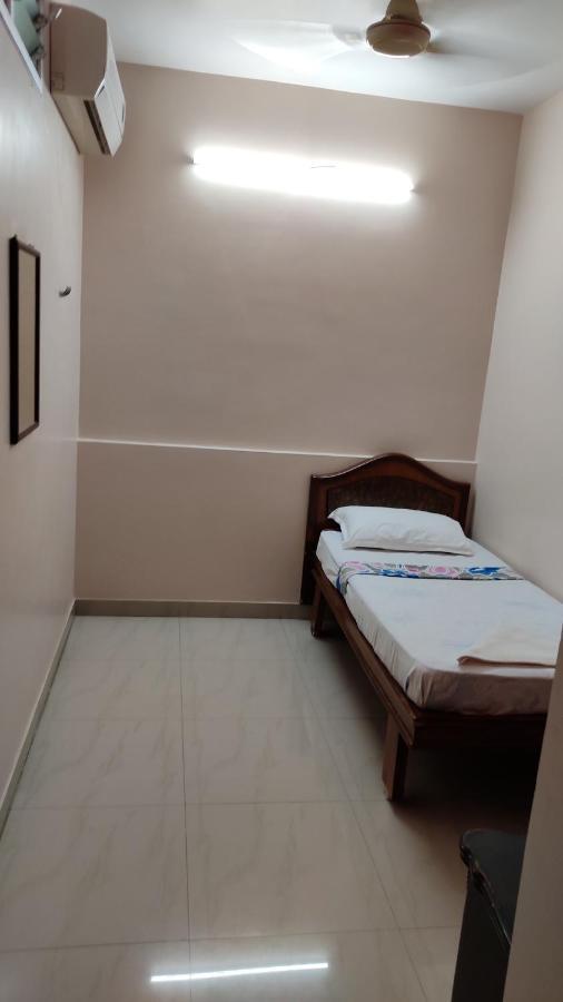 Sibi Lodge Coimbatore Bagian luar foto
