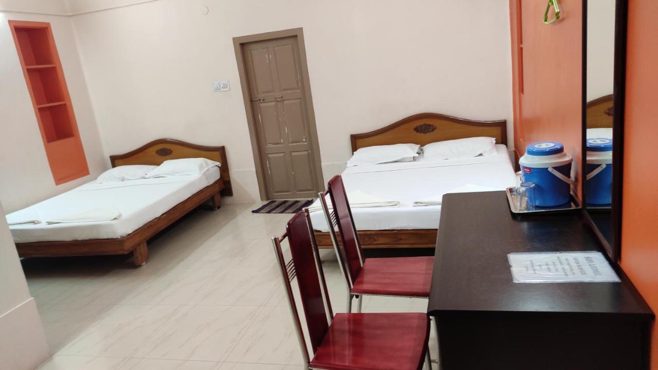 Sibi Lodge Coimbatore Bagian luar foto